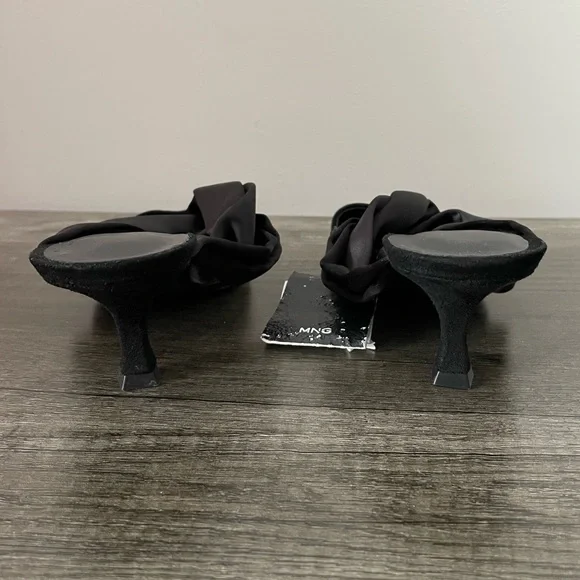 NWT Mango Classic Solid Black Genuine Leather Tied Down Knot Heeled Mules Shoes - Picture 4 of 8